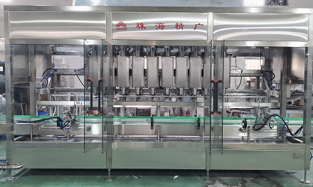 直線上稱重式灌裝機 直線上稱重式灌裝機