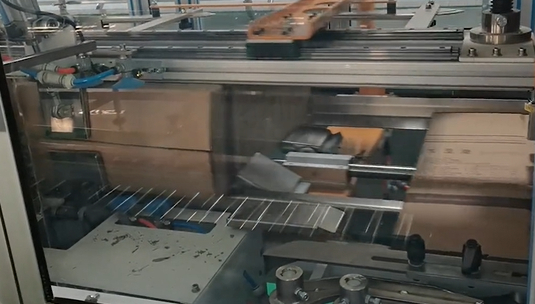 自動開箱機運行實拍 自動開箱機運行實拍