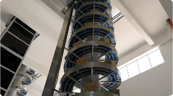 大型灌裝生產線實拍(螺旋輸送+機器人碼垛)