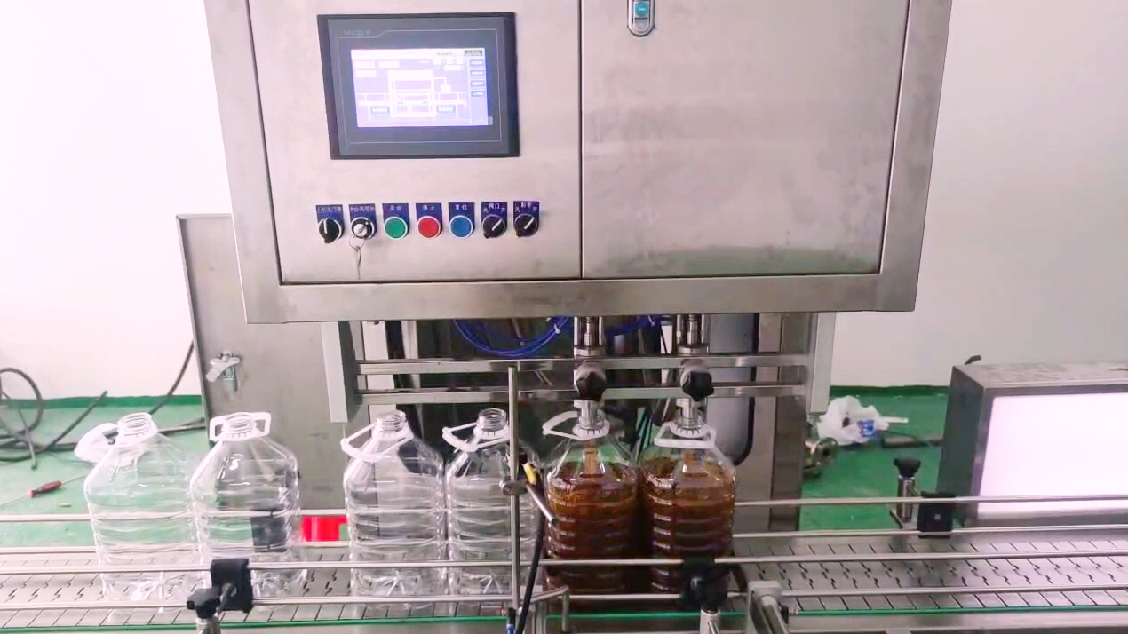 雙頭流量計式灌裝機 雙頭流量計式灌裝機