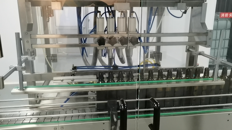 小容量食用油灌裝機 小容量食用油灌裝機