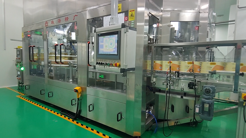 旋轉稱重式灌裝機 旋轉稱重式灌裝機