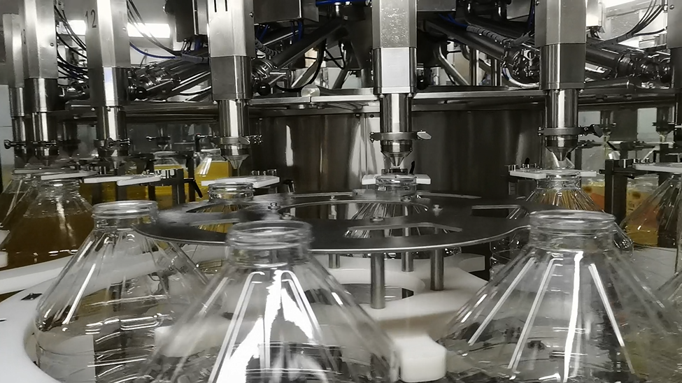 旋轉稱重式灌裝機內部實拍 旋轉稱重式灌裝機內部實拍