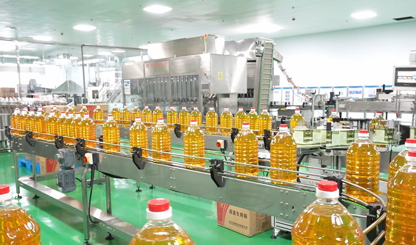 食用油灌裝車間 食用油灌裝車間